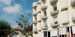 Residencia Y Centro De Día Sant Martí. Farmacias en Arenys de Munt