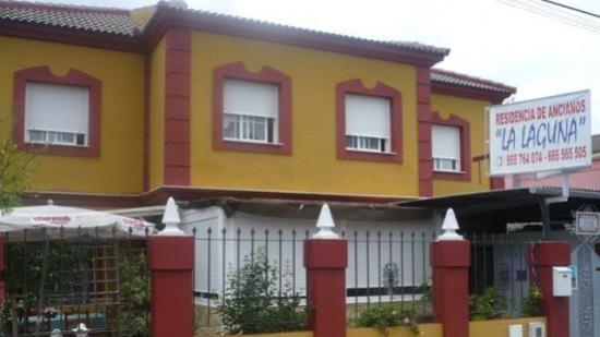 Residencia De Ancianos En Sevilla La Laguna, Palomares del Río